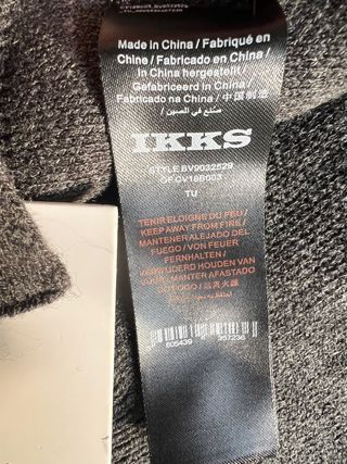 NUEVO IKKS Conjunto Gorro y Bufanda Calavera