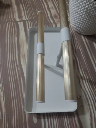 Expositor Pulseras y Relojes Dorado y Blanco