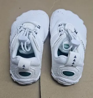 Zapatillas Saguaro Blancas talla 25