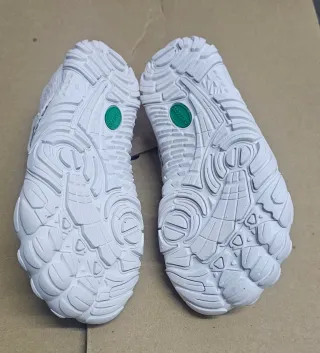 Zapatillas Saguaro Blancas talla 25