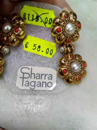 Orecchini Sharra Pagano oro e corallo