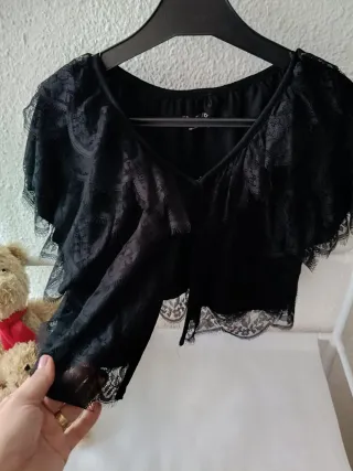 Chaleco negro encaje