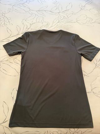 Camiseta Adidas gris nueva S