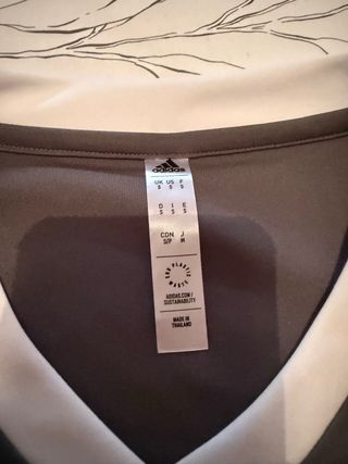 Camiseta Adidas gris nueva S