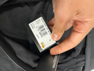 Chaqueta Emporio Armani Negra con Logo