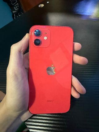iPhone 12 Rojo