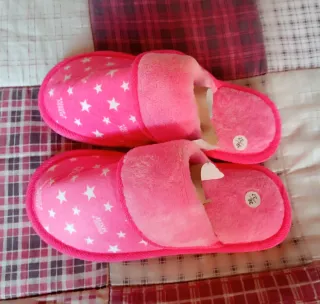 Zapatillas MSDF Mujer Estrellas Rosas T.36/37. Nue