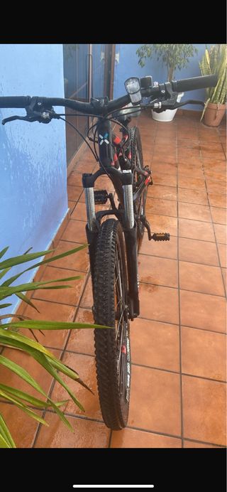 Bicicleta Montaña Btwin Roja y Negra