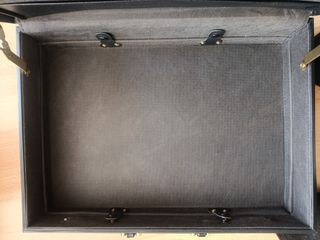 Maletín ejecutivo RTVE con cierre de combinación