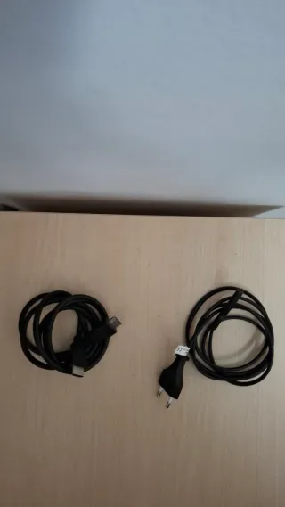 Consola PS4 Slim 1 TB+ 8 Juegos