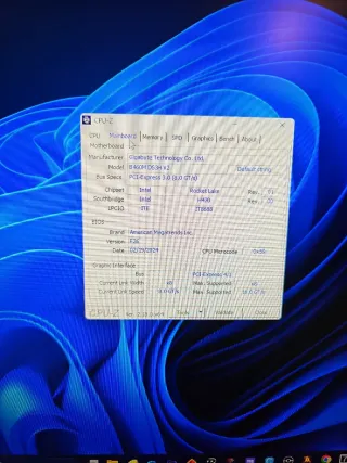 PC Gaming con ventana lateral