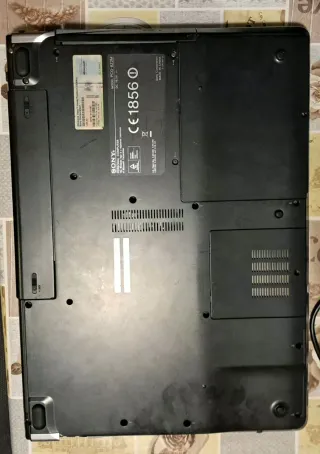 Sony VAIO 18.4 Full HD | Blu-ray | Para Piezas