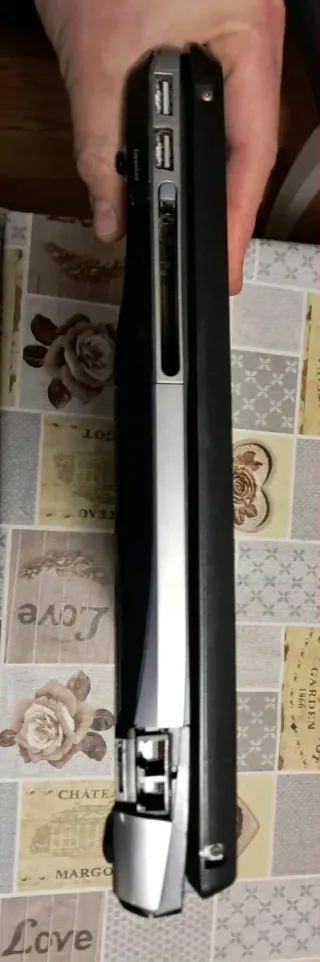 Sony VAIO 18.4 Full HD | Blu-ray | Para Piezas