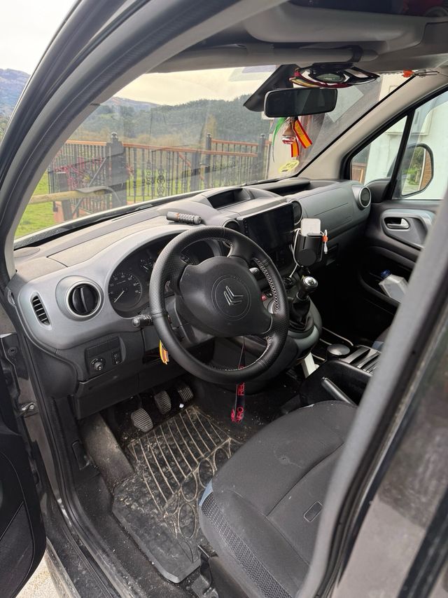 Furgoneta Citroen Berlingo 2010