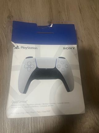 PS5 Digital Slim 1TB + 2 Mandos