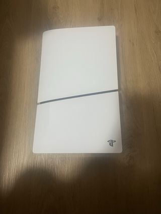 PS5 Digital Slim 1TB + 2 Mandos