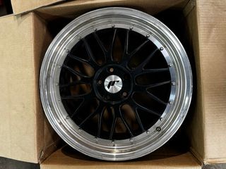 Llantas Japan Racing JR23