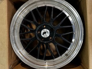 Llantas Japan Racing JR23