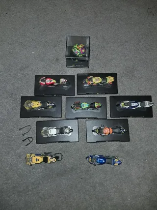 Lote 10 motos maqueta escala 1/18