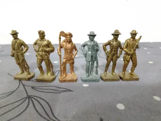 6 Soldatini Kinder Anni 80