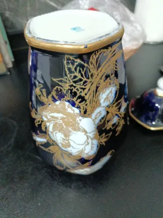 Jarrón de porcelana china azul y blanco