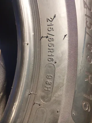 Neumáticos 215/65R16 98H