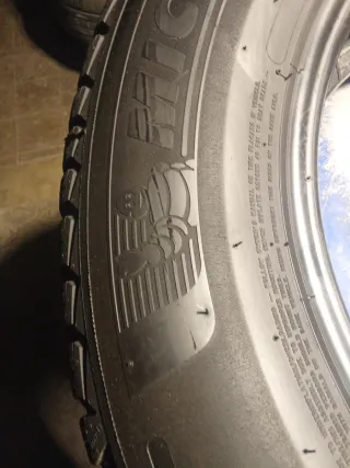 Neumáticos 215/65R16 98H