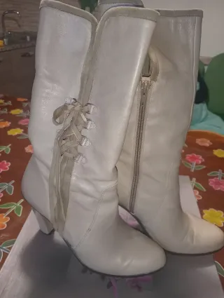 Tronchetti donna in vera pelle tacco cm 9