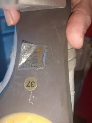 Tronchetti donna in vera pelle tacco cm 9