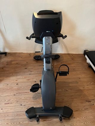 Bicicleta Estática BH LK 7500 con Respaldo