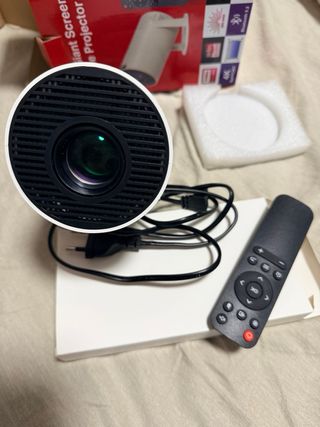 Proyector Portátil Home Giant Screen