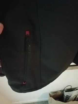 Anorak Izas Montaña Talla 3XL Negro/Rosa