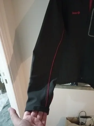 Anorak Izas Montaña Talla 3XL Negro/Rosa