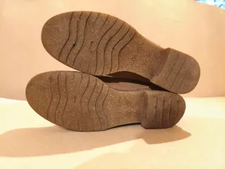 Stivaletti donna scamosciati marroni