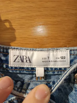 Peto vaquero niña Zara Talla 7 años