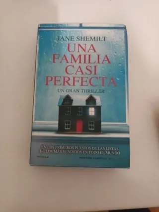 Una familia casi perfecta