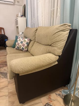 Sofá de 2 plazas beige y verde