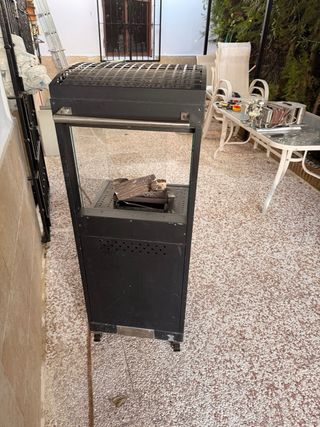 Chimenea de gas con detalles en cristal