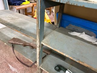 Estantería antigua de madera