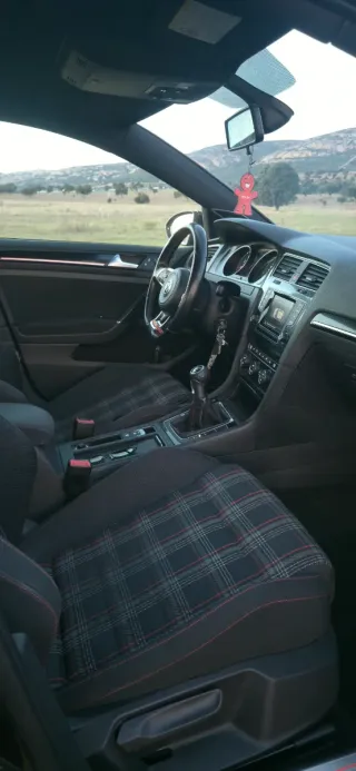Volkswagen Golf GTI PERFORMANCE MK7