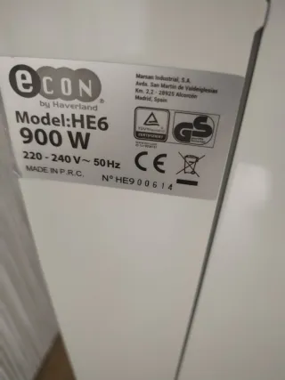 Radiador Eléctrico Blanco y Negro