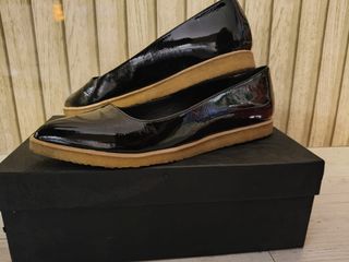 Zapatos Megumi Ochi charol negro T.37