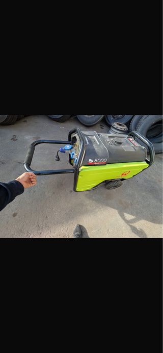 Generador Pramac 8000 Gasolina