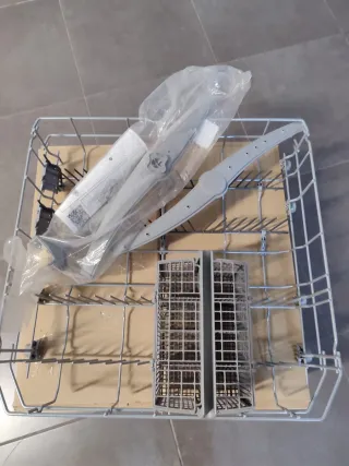 Cesto inferior lavavajillas y accesorios