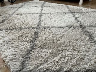 Alfombra Blanco y Gris