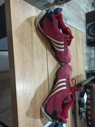Zapatillas Adidas Talla 38 de piel Rojas