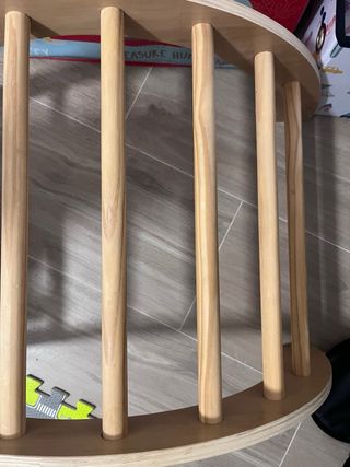 Mintesori. Escalera infantil de madera