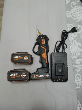Tijera de podar eléctrica WORX 20V