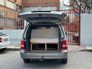 KIA Carnival 2003