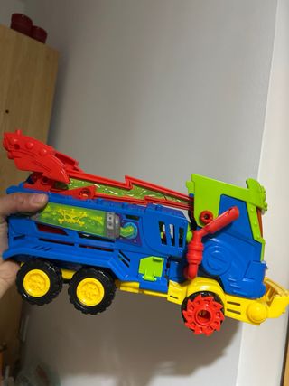 Camión Superthings con Lanzador de Proyectiles
